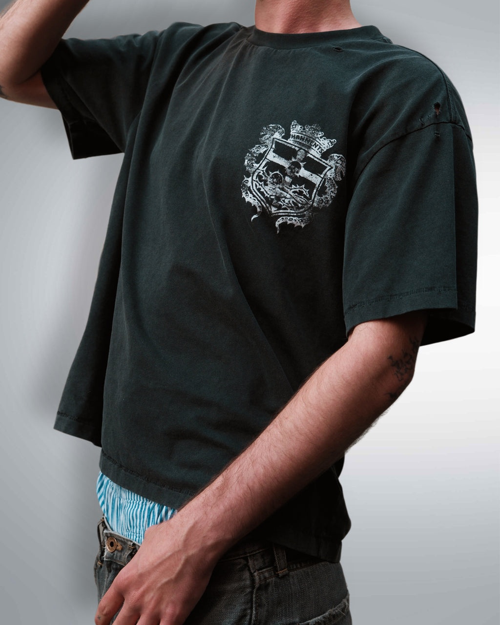 SKREST TEE - PRE ORDER